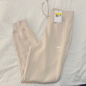 Nike Cream Sweatpants